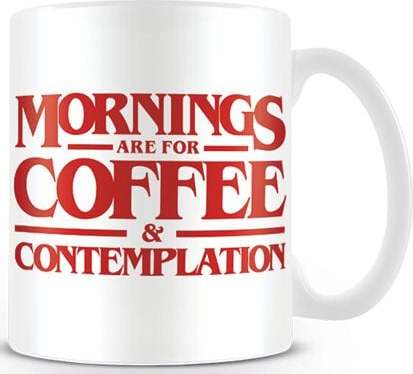 Stranger Things Coffee and Contemplation Hrnek bílá - Merchstore.cz Stranger Things Coffee and Contemplation Hrnek bílá - Merchstore.cz