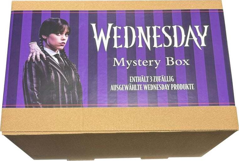 Wednesday Mystery Box Fan balícek vícebarevný - Merchstore.cz Wednesday Mystery Box Fan balícek vícebarevný - Merchstore.cz