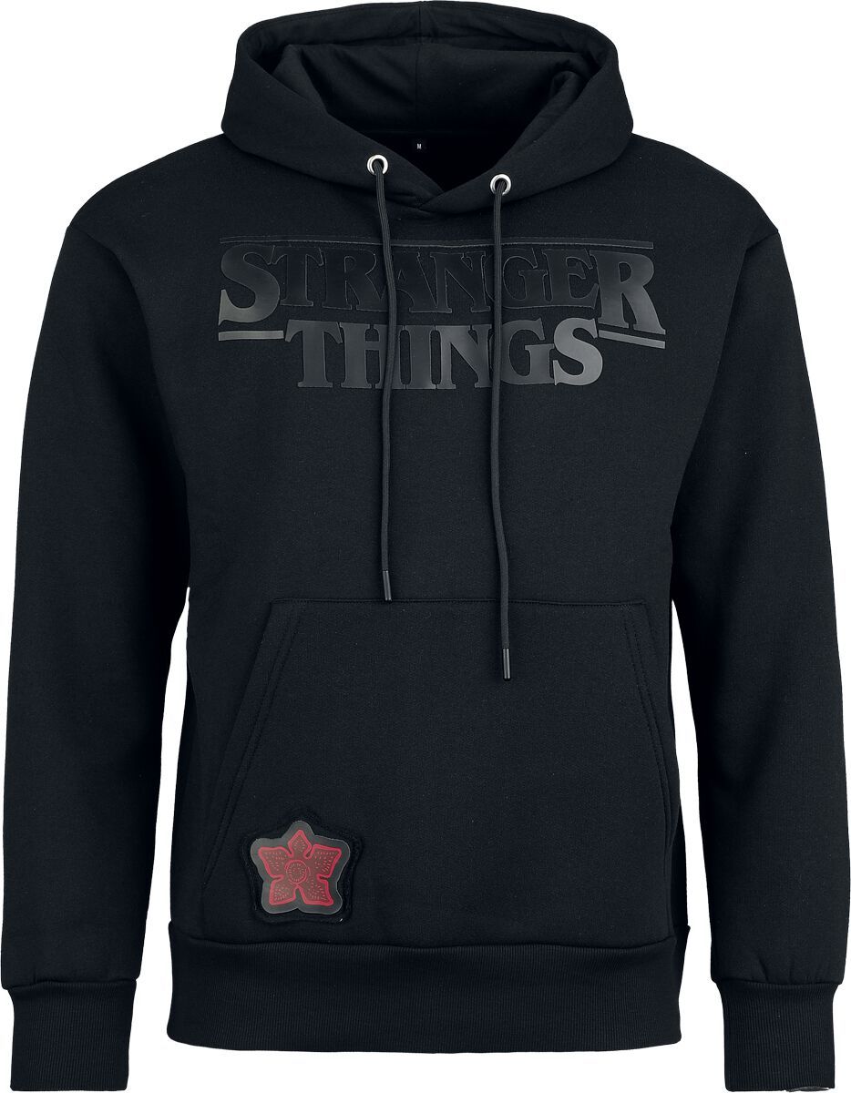 Stranger Things Heat Logo - Black On Black Mikina s kapucí černá - Merchstore.cz Stranger Things Heat Logo - Black On Black Mikina s kapucí černá - Merchstore.cz