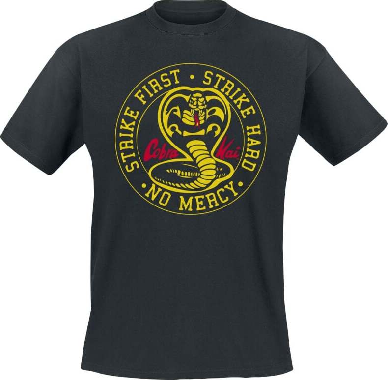 Cobra Kai Cobra Kai Round Patch Tričko černá - Merchstore.cz Cobra Kai Cobra Kai Round Patch Tričko černá - Merchstore.cz